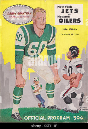 Das Jets-Oilers-Spiel 1964 bezieht sich auf ein Spiel zwischen den New York Jets und den Houston Oilers, zwei professionellen American Football-Teams. Das Spiel war Teil der AFL-Saison 1964, was die Wettbewerbscharakteristik der Liga in ihren ersten Jahren deutlich machte. Stockfoto