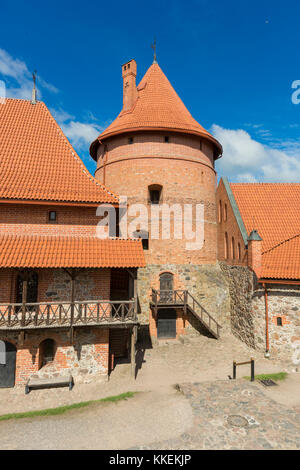 Im inneren Teil der Trakai Burg im Sommer, Litauen Stockfoto