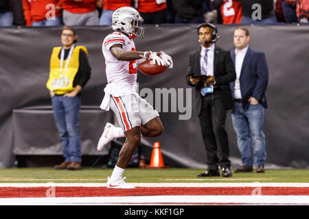 Dezember 2nd, 2017: Ohio State Buckeyes wide receiver Parris Campbell (21) zählt einen Touchdown während der grossen Meisterschaft 10 Spiel zwischen der Wisconsin Dachse und die Ohio State Buckeyes im Lucas Oil Stadium, Indianapolis, IN. Adam Lacy/CSM Stockfoto