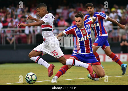 Sao Paulo, Brasilien. 3 Dez, 2017. Brenner von São Paulo, während dem Spiel gültig für die Dreißig - achte Runde der brasilianischen Meisterschaft, an der morumbi Stadion statt, südlich von São Paulo, am Nachmittag des Sonntag, 03. Credit: eduardo Carma/alamy leben Nachrichten Stockfoto