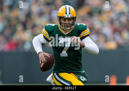 Dezember 3, 2017: Green Bay Packers Quarterback Brett Hundley Nr. 7 in Aktion während der NFL Football Spiel zwischen der Tampa Bay Buccaneers und den Green Bay Packers in Lambeau Field in Green Bay, WI. Verpacker besiegten die Buccaneers in überstunden 26-20. John Fisher/CSM Stockfoto