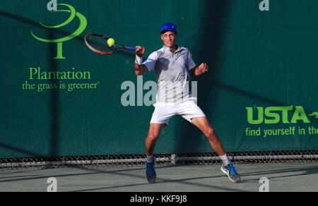 Plantation, Florida, USA. 06 Dez, 2017. Jonas FOREJTEK (CZE) spielt in der Orange Bowl 2017 Internationalen Tennismeisterschaften elimination Runden von Jungen unter 16 Jahren, an der Frank Veltri Tennis Center in Plantation, Florida, USA gespielt. Mario Houben/CSM/Alamy leben Nachrichten Stockfoto