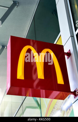 Ein McDonalds Restaurant Zeichen auf dem Las Vegas Strip. Stockfoto