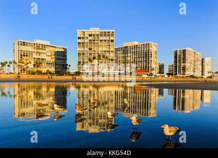 Hotels und Apartments am Strand von Coronado Island, San Diego, Kalifornien Stockfoto