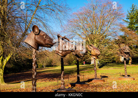 Ai Weiweis Kreis der Tiere, Zodiac Köpfe (2010) in Yorkshire Sculpture Park. Stockfoto