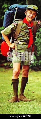 Eine Fotografie von A Boy Scouts of America Uniform aus dem Jahr 1974, die das Design und die Insignien aus dieser Zeit zeigt. Stockfoto