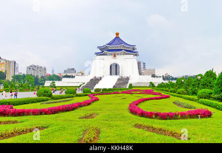 Taipei, Taiwan - 13 September, 2015: Blick von Chiang Kai-shek Memorial Hall in einem bewölkten Tag in Taipeh am 13. September 2015. Stockfoto