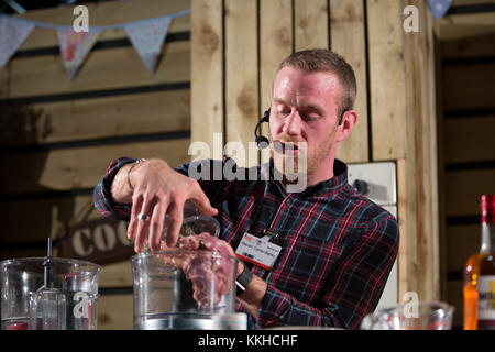 Steven Carter Bailey aus diesen Jahren große britische Küche Backen auf der Bühne im Winter ein Kochen Demo durch den Winter inspiriert. Credit: Steven roe/Alamy leben Nachrichten Stockfoto