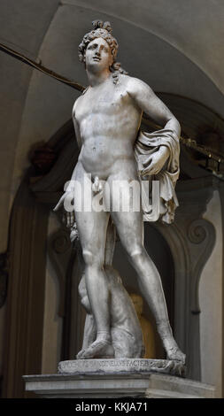 Skulptur von Orpheus, von Baccio Bandinelli, in den Innenhof des Palazzo Medici Riccardi (Der Palast wurde von Michelozzo di Bartolomeo) Ausgelegt für Cosimo de' Medici, 1444 - 1484. Florenz Italien Stockfoto