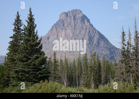 Sinopah Berg aus der South Shore Trail, zwei Medizin, Glacier National Park Stockfoto