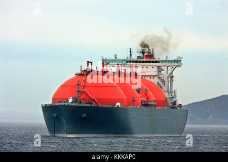 LPG oder Flüssiggas, Gas carrier Schiff Hafen nähert, Bunkern, Laden entladen Cargo, Handelsschiff, Seeverkehr, Schifffahrt, maritime Fotos, pradeep Subramanian Stockfoto