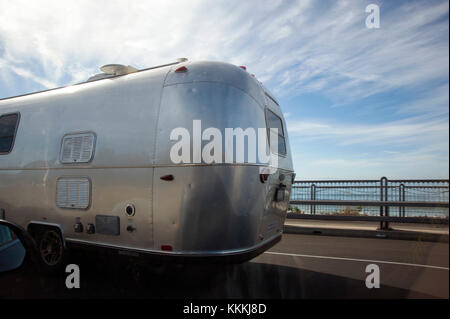 Airstream Anhänger am Pacific Coast Highway in Kalifornien Stockfoto