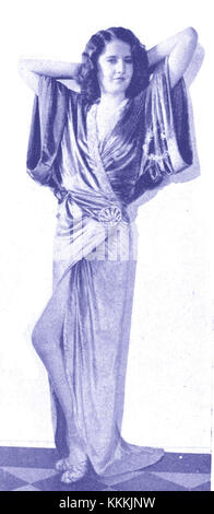 Barbara Stanwyck war eine US-amerikanische Schauspielerin, die Anfang der 1930er Jahre berühmt wurde Dieses Bild, das 1932 aufgenommen wurde, fängt sie während ihrer frühen Jahre in Hollywood ein und zeigt ihr jugendliches Aussehen und ihren aufstrebenden Star in der Filmindustrie. Stockfoto