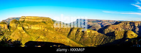 Panorama Blick auf den Blyde River Canyon entlang der Panorama Route in der südafrikanischen Provinz Mpumalanga Stockfoto