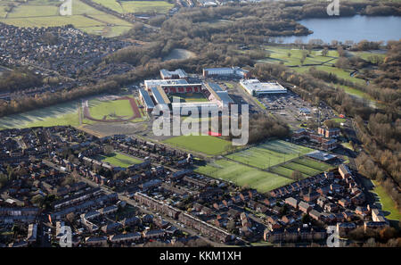 Luftaufnahme von Leigh Sports Village, Leigh WN7 4JY Stockfoto