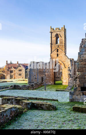 Eine frostige Herbst morgen bei den Ruinen von Mount Grace Priory, Osten Harlsey, North Yorkshire UK Stockfoto