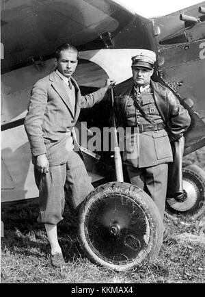 Dieses Bild zeigt die Wigura & Å»wirko-Flugzeuge mit dem RWD 10-Modell. Das Flugzeug war bekannt für seinen Erfolg bei Luftfahrtwettbewerben und seine Rolle in der polnischen Luftfahrtgeschichte. Stockfoto
