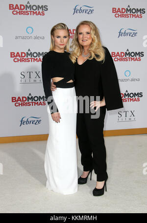 Los Angeles Premiere von STX Entertainment's 'A Bad Moms Christmas' - Ankunft mit: Kristen Bell, Suzanne Todd Wo: Los Angeles, Kalifornien, Vereinigte Staaten Wann: 30 Okt 2017 Credit: FayesVision/WENN.com Stockfoto