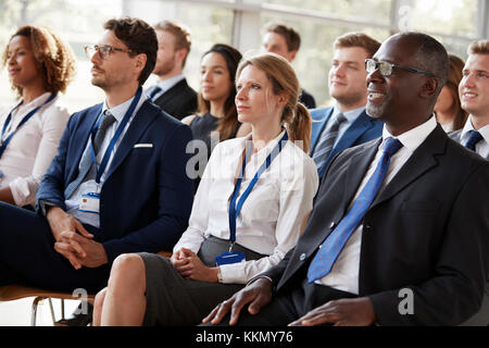 Zuschauer einer Konferenz Stockfoto