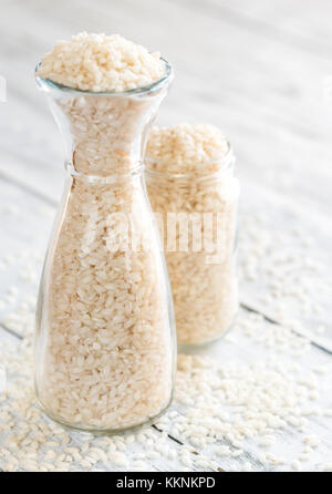 Arborio Reis in der Flasche Stockfoto