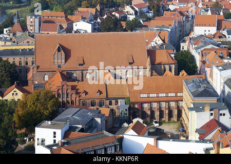 Blick von der St. Mary's Kirche St. Catherine's Monastery, Stralsund, Stralsund, Mecklenburg-Vorpommern, Deutschland Stockfoto