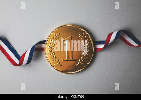 Gold erste Platzsieger Medaille. Erfolg Leistung Konzept Stockfoto