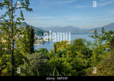 Die Gärten der Villa Taranto in Verbania sind weltweit für ihre Schönheit und die große Zahl von Pflanzenarten bekannt Stockfoto