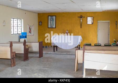 Boquillas del Carmen, Coahuila, Mexiko - Nuestra seã±ora del Carmen katholische Kirche in der kleinen Grenzstadt boquillas. Die Stadt ist beliebt Stockfoto