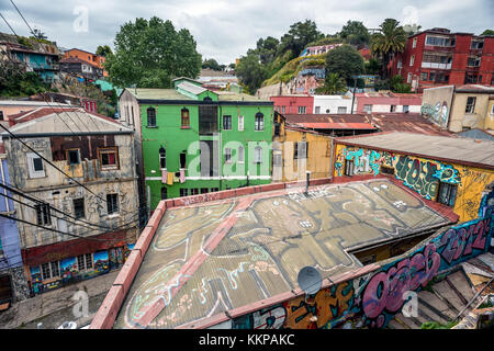 Straßenszene in Valparaiso, Chile Stockfoto