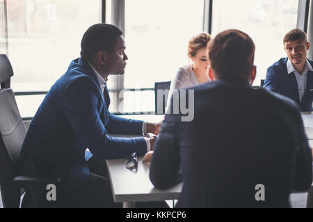 Chef Position ein Wiedersehen mit Partnern Stockfoto