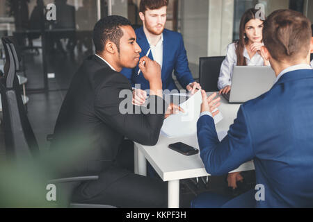 Chef Position ein Wiedersehen mit Partnern Stockfoto