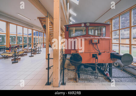 Flam, Norwegen - Oktober 2017: alte Schiene Lokomotive in der Flamsbana Railway Museum in der flam Stadt, Norwegen Stockfoto