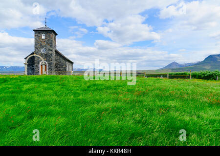 Blick auf die alte Kirche von thingeyrar, Nordwesten Island Stockfoto