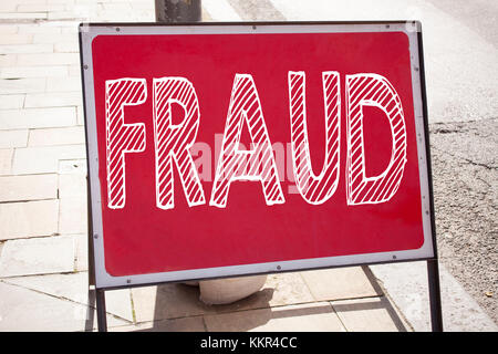 Konzeptionelle Handschrift Text Inspiration, die Betrug zeigt. Geschäftskonzept für die Prävention von Hackerangriffen auf der Ansage Road geschrieben Stockfoto