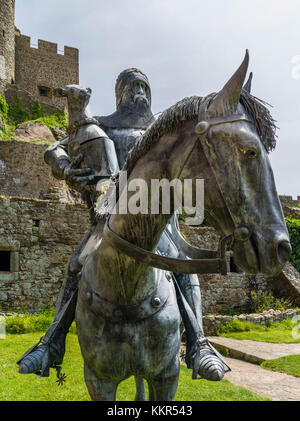 Ritterstatue auf Mont Orgueil Castle in Jersey Stockfoto