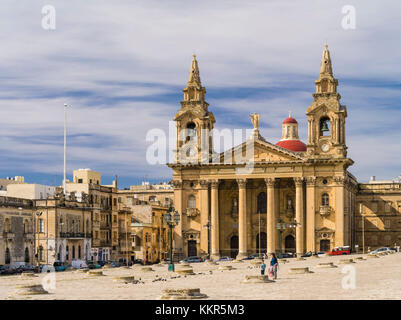 St. Publius Kirche und Platz in Floriana auf Malta Stockfoto