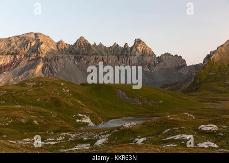 Blick auf die UNESCO-Welterbestätte Tektonikarena Sardona bei Flims, Graubünden, Schweiz, Stockfoto