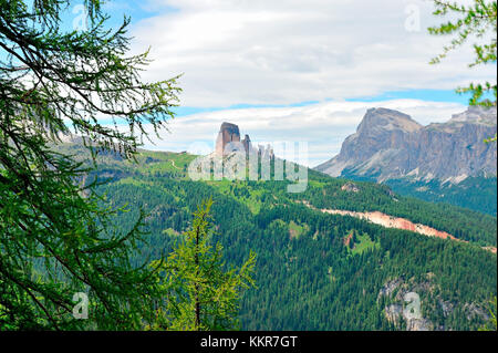 Cinque Torri mount, Cortina d'Ampezzo und San Vito di Cadore, Dolomiten, Provinz Belluno, Region Venetien, Italien Stockfoto