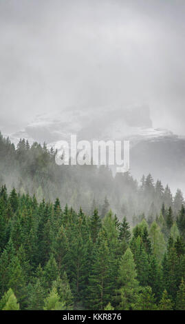 Piz Boé im frühen Frühling La Villa, Alta Badia, Südtirol, Italien, Europa Stockfoto