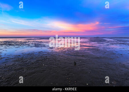 Ein schiffbruch im Wattenmeer in der Nähe von schillig Ostfriesland Stockfoto