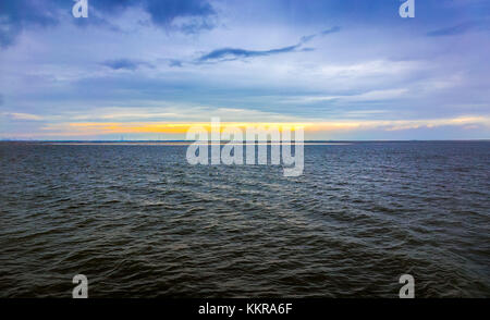 Sonnenuntergang über der Nordsee in der Nähe von butjadingen Stockfoto