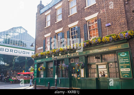 England, London, Southwark, Borough Markt, dem Markt porter Pub Stockfoto