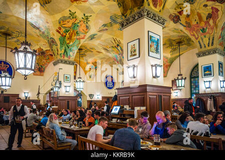 Deutschland, Bayern, München, Hofbräuhaus, älteste Bier Halle in München, Anbauteile innen Stockfoto