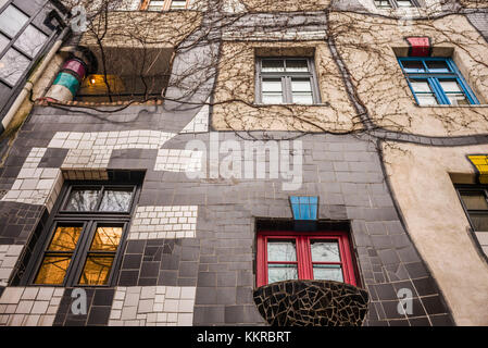 Österreich, Wien, Hundertwasser Museum, Museum der Arbeit des österreichischen Künstlers und Architekten friedenreich Hundertwasser gewidmet, außen Stockfoto