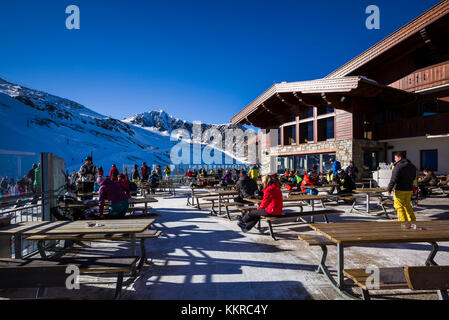 Österreich, Tirol, Hintertux, Zillertal, Hintertuxer Gletscher, Tuxer Fernerhaus Station, Höhe 2660 Meter, im Winter Stockfoto