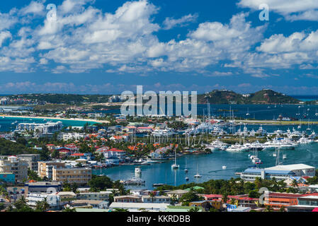 Niederlande, Sint Maarten, Simpson Bay, erhöhte Ortsansicht Stockfoto