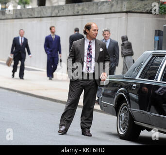 NEW YORK, NY - OKTOBER 04: Matthew McConaughey und Bryce Dallas Howard Filmen Stephen Gaghams 'Gold' am 4. Oktober 2015 in New York City. Personen: Matthew McConaughey Stockfoto