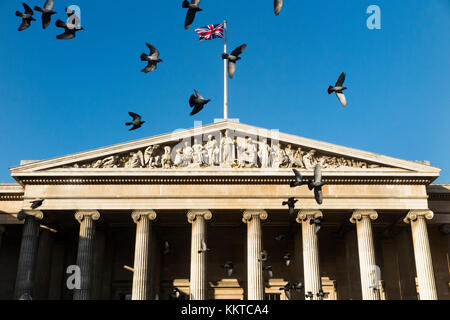 British Museum, London, Fassade mit klassizistischen Architektur. UK. (92) Stockfoto