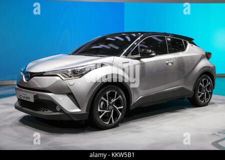 Genf, Schweiz - 1. MÄRZ 2016: Neue Toyota C-HR-Crossover-SUV Auto auf dem 86. Internationalen Automobilsalon in Genf präsentiert. Stockfoto