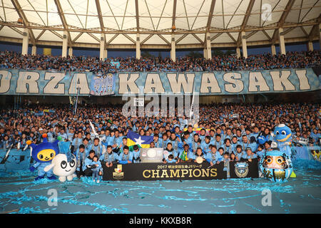 Kawasaki Todoroki Stadium, Kanagawa, Japan. Dezember 2017. Kawasaki Frontale Team Gruppe, 2017 J1 League Spiel zwischen Kawasaki Frontale 5-0 Omiya Ardija im Kawasaki Todoroki Stadium, Kanagawa, Japan. Quelle: YUTAKA/AFLO SPORT/Alamy Live News Stockfoto